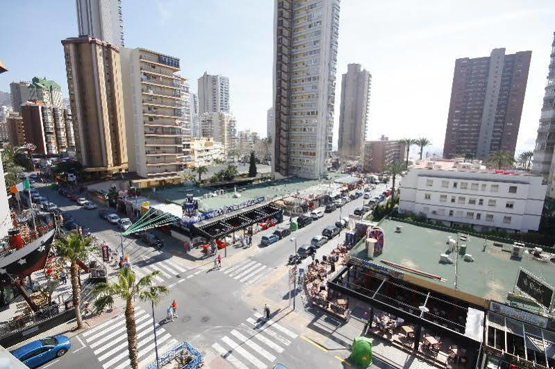 Apartamentos Niza Benidorm Buitenkant foto